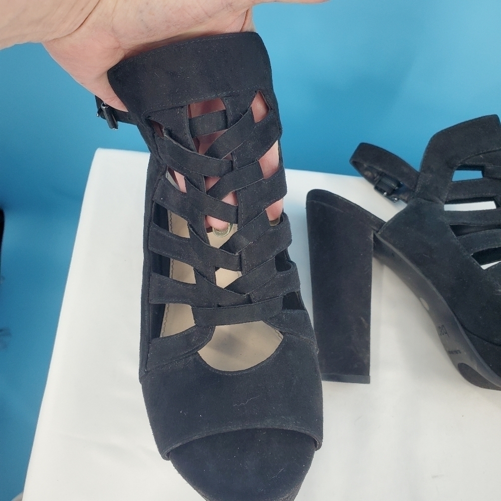 Bar III black velvet open toe platform heels 9 - Picture 5 of 12